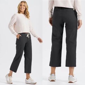 Vuori Women’s Wide Leg RipStop Charcoal‎ VW416 Size Medium